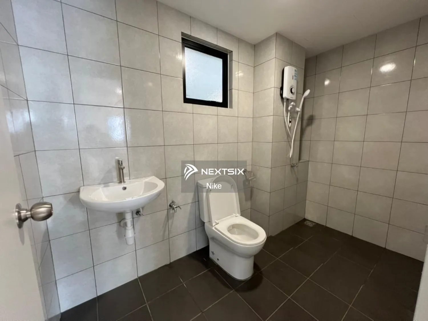 Serviced Residence For Rent in Setia Alam Selangor - Image 9