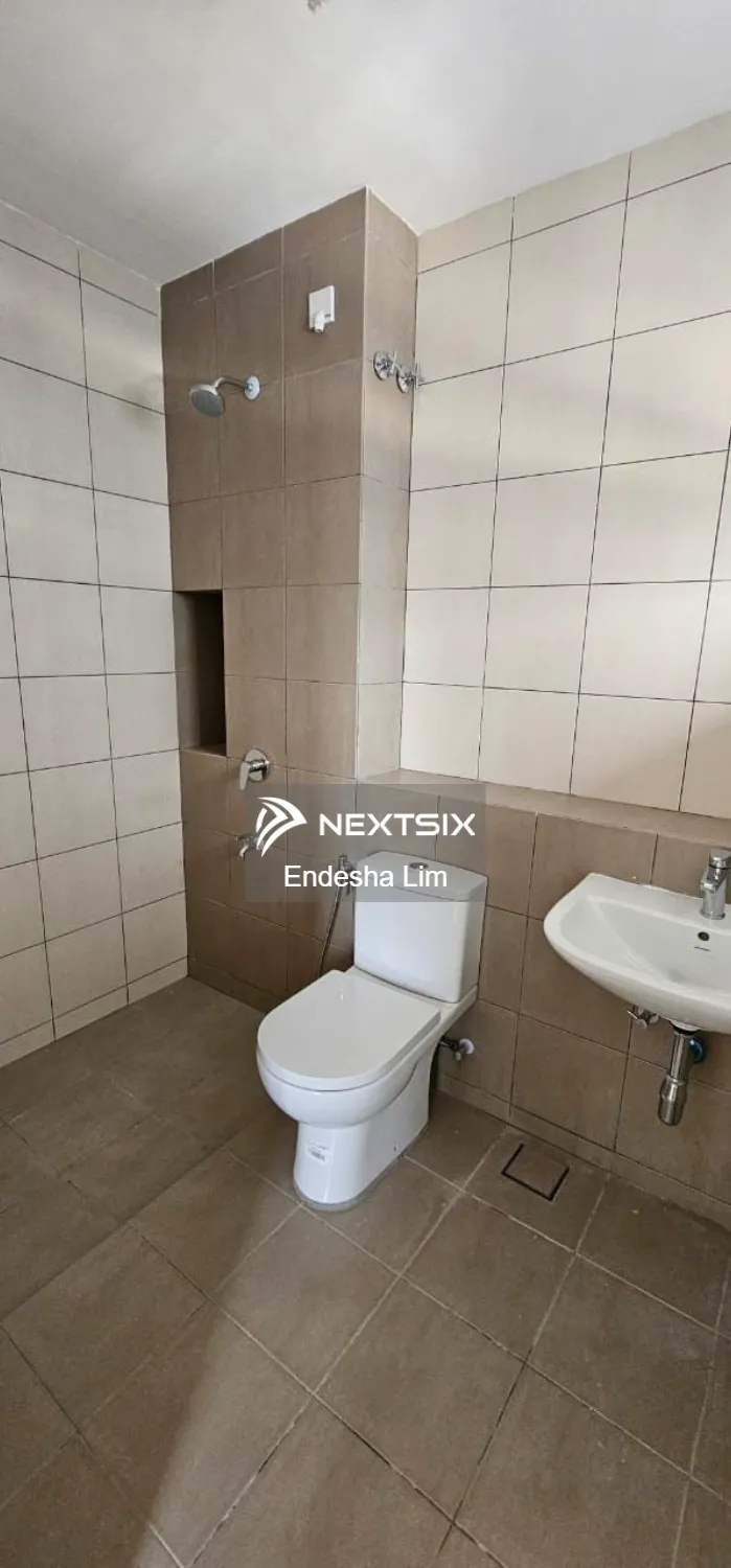 2-sty Terrace/Link House For Sale in Bandar Bukit Raja Selangor - Image 7