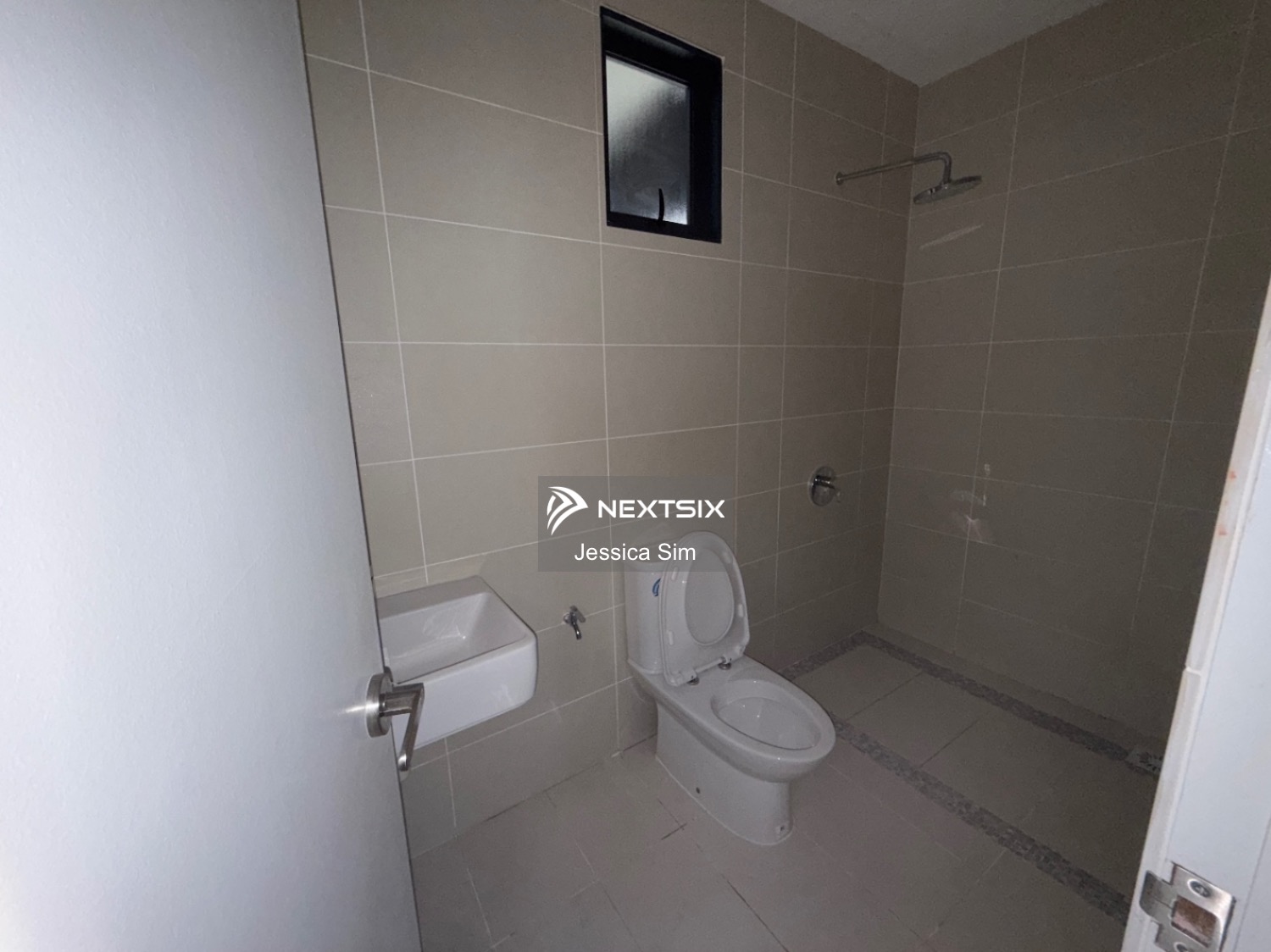 Serviced Residence For Sale in Kuching Sarawak - Image 5