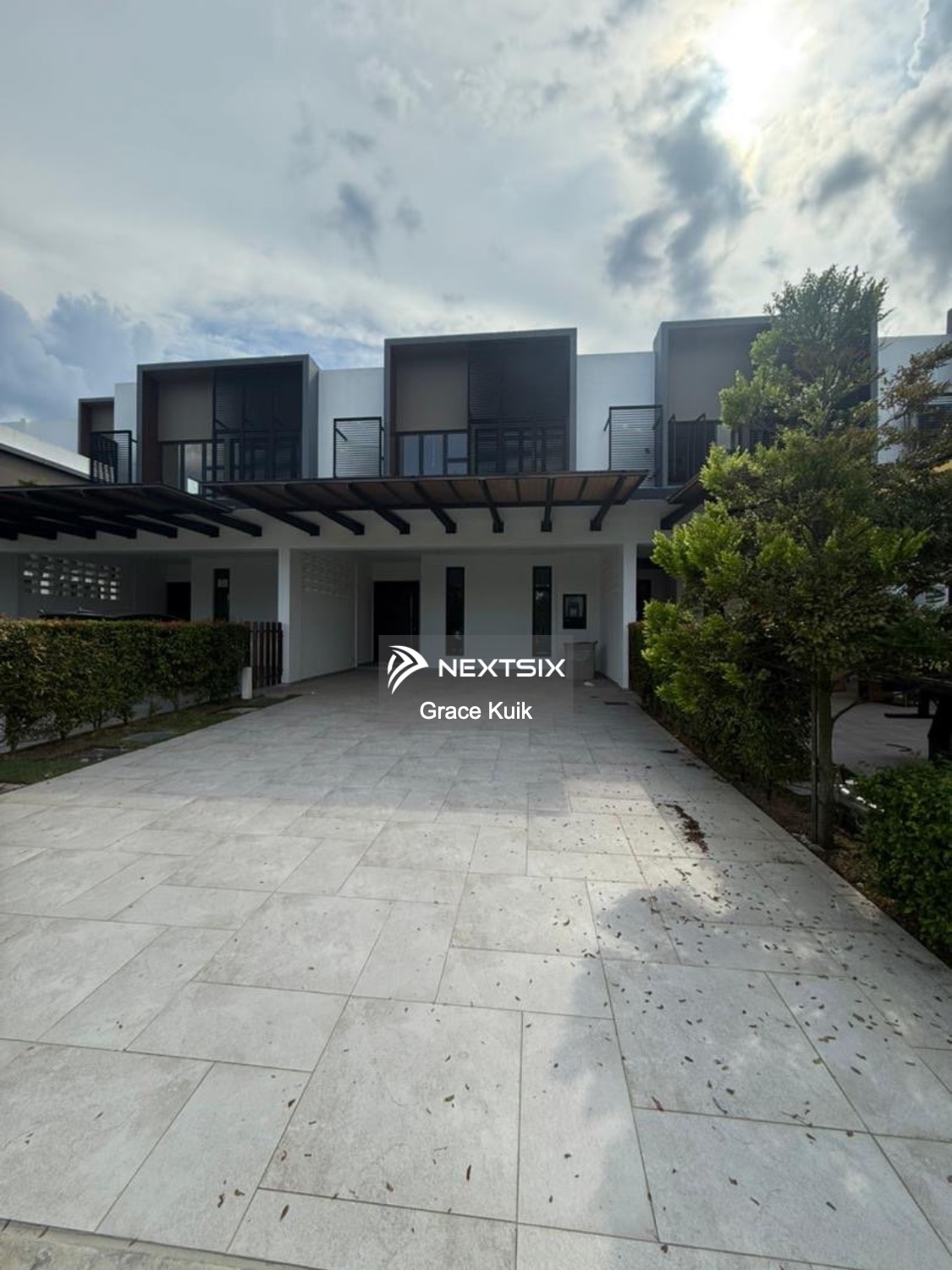 3-sty Terrace/Link House For Sale in Senibong Johor - Image 2