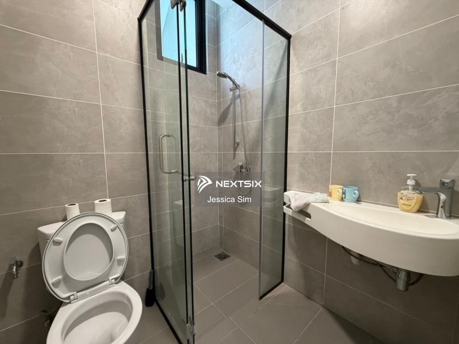 Condominium For Rent in Kuching Sarawak - Image 8