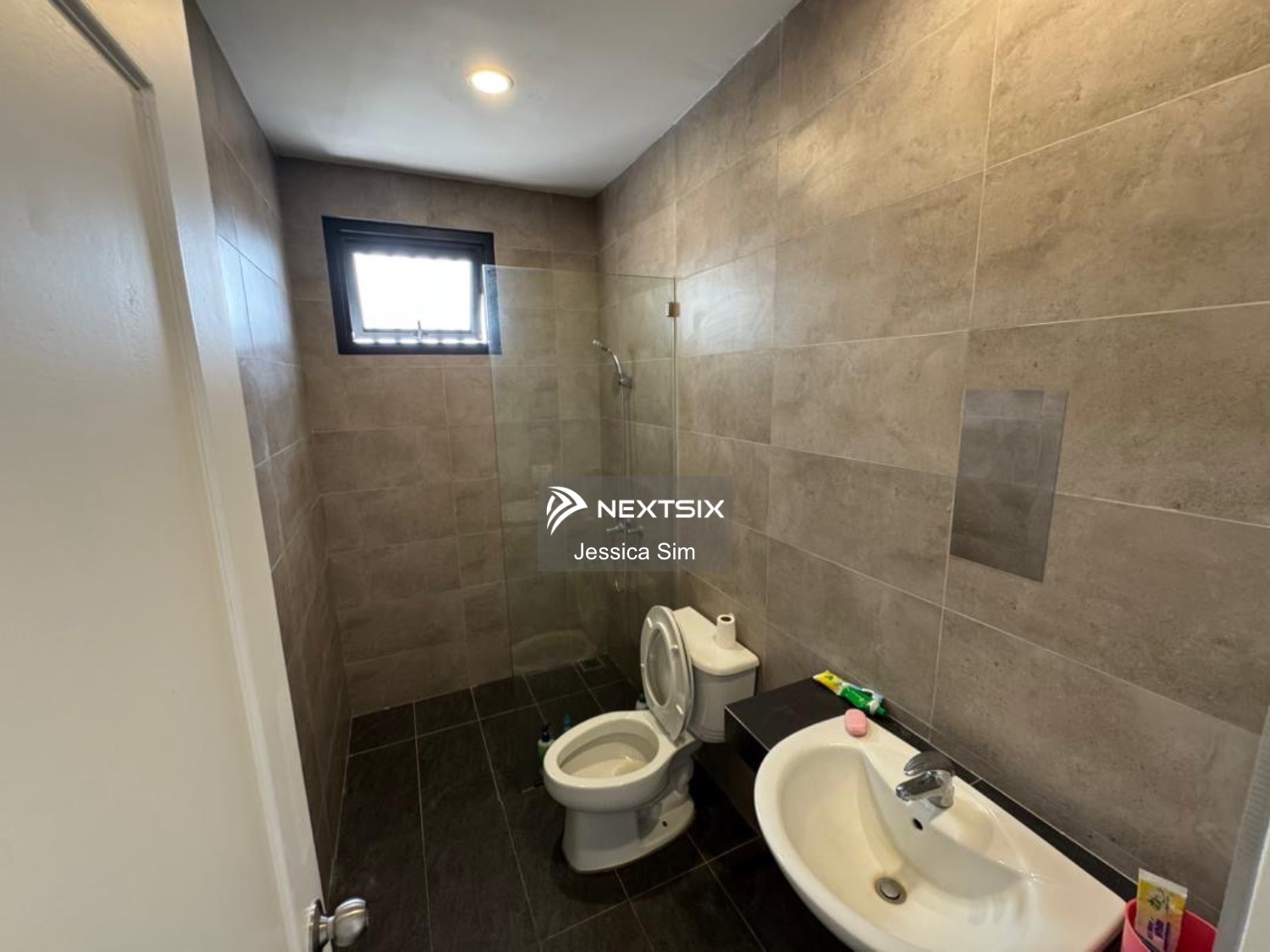 Condominium For Sale in Kuching Sarawak - Image 10