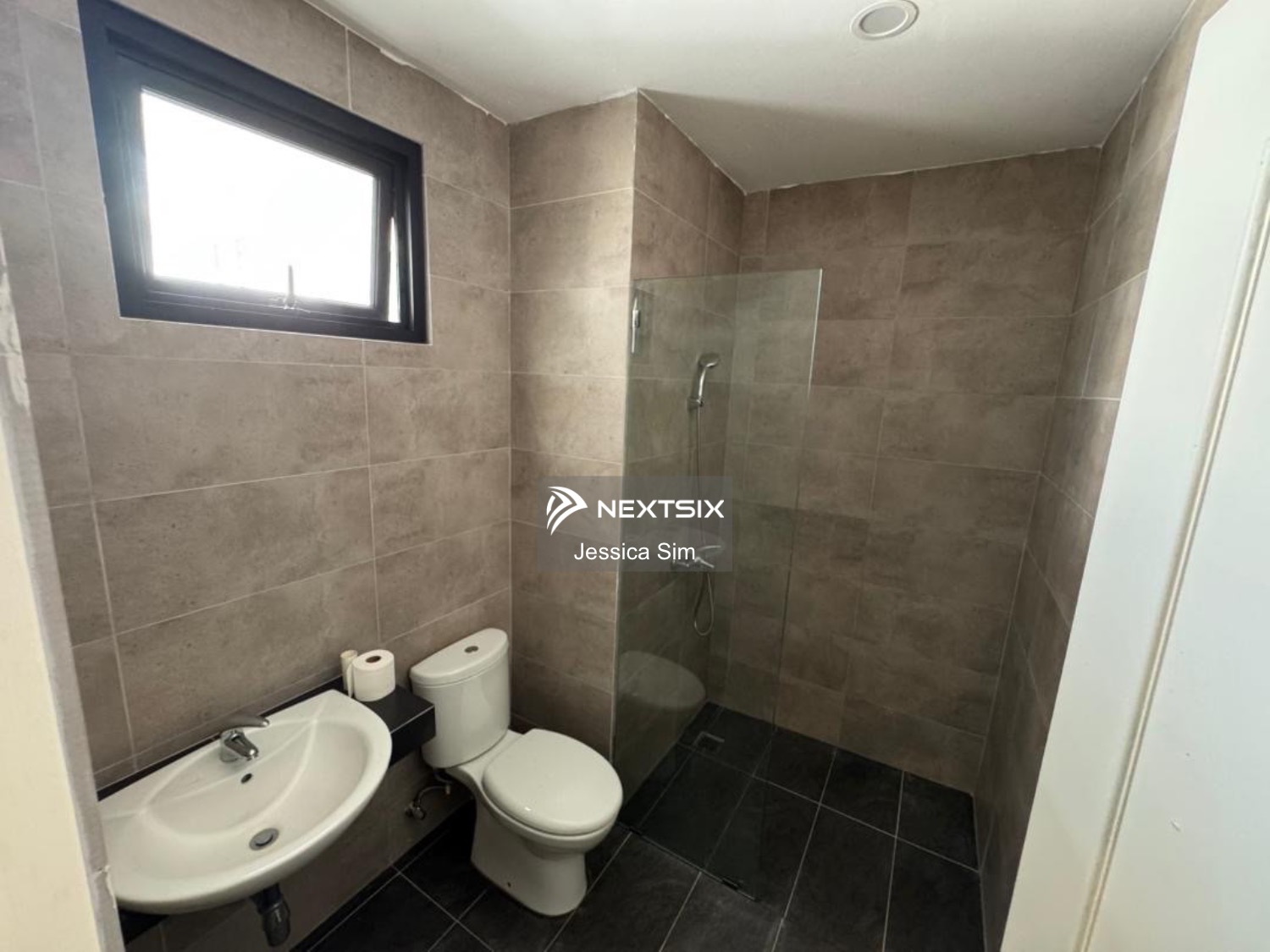 Condominium For Sale in Kuching Sarawak - Image 11