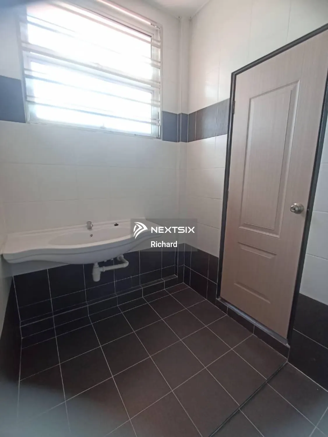 2-sty Terrace/Link House For Rent in Kota Samarahan Sarawak - Image 13