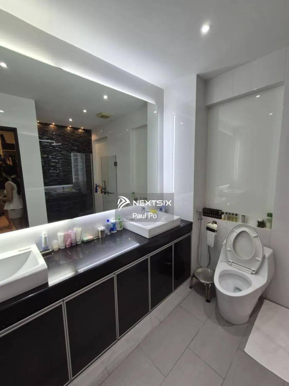 Semi-detached House For Sale in Kuching Sarawak - Image 9