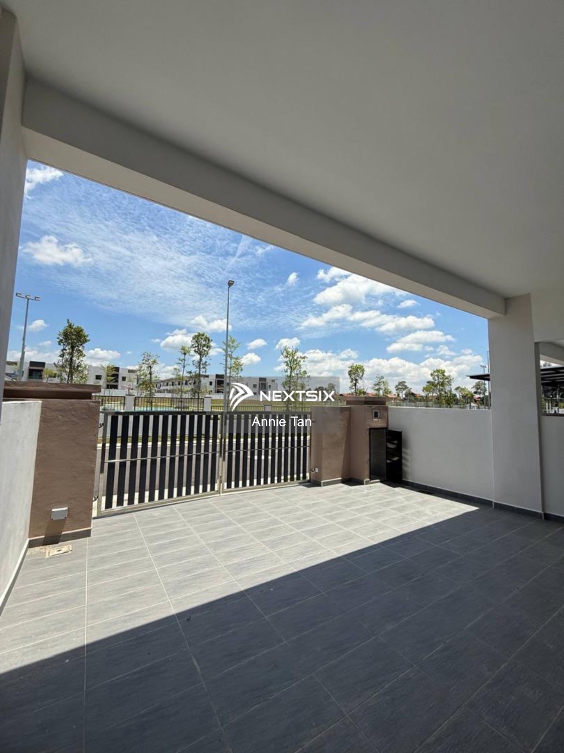 2-sty Terrace/Link House For Sale in Iskandar Puteri (Nusajaya) Johor - Image 2