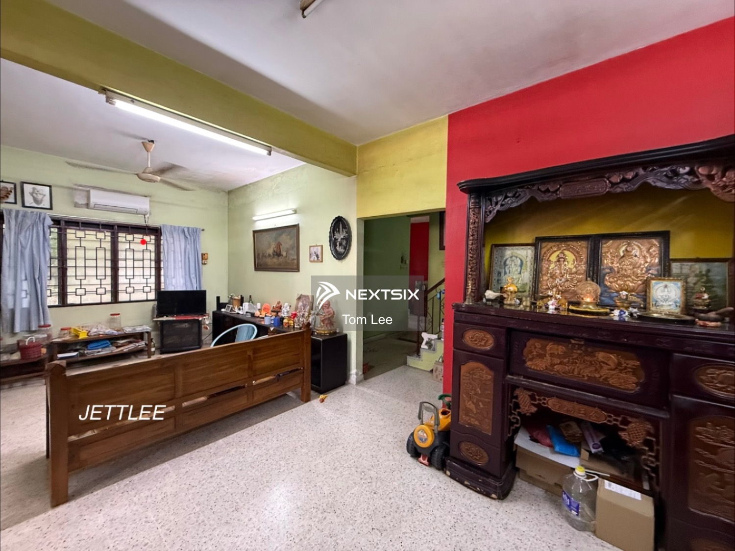 Semi-detached House For Sale in Klang Selangor