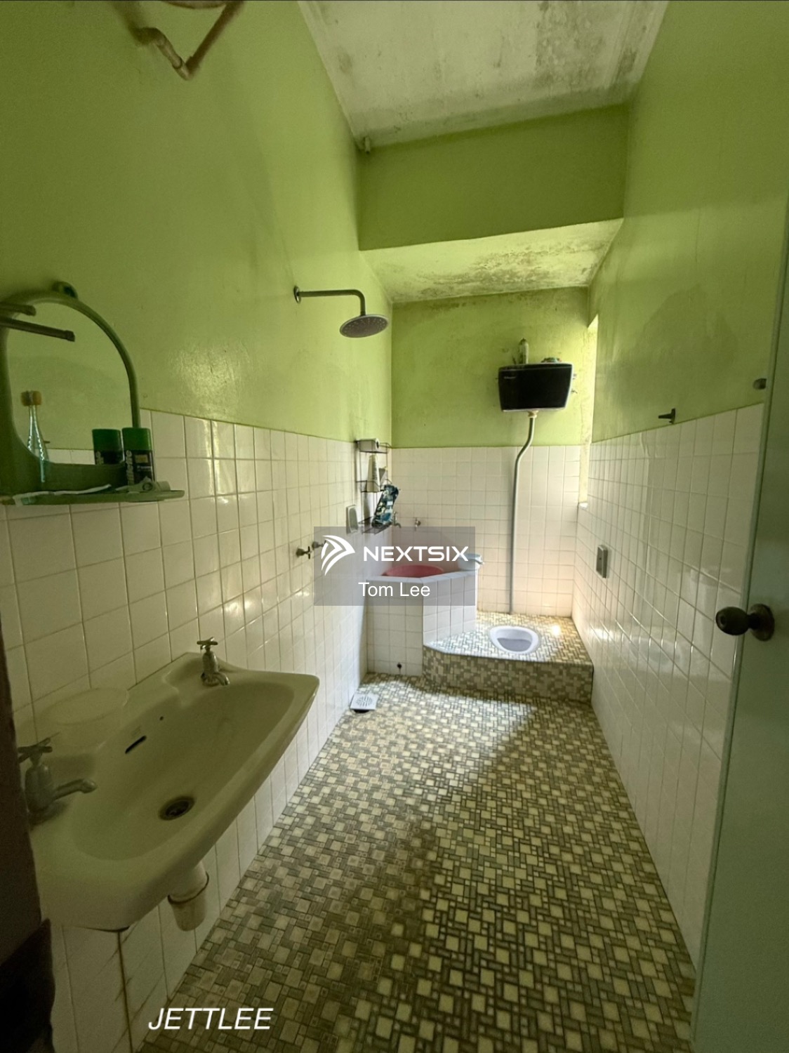 Semi-detached House For Sale in Klang Selangor - Image 8