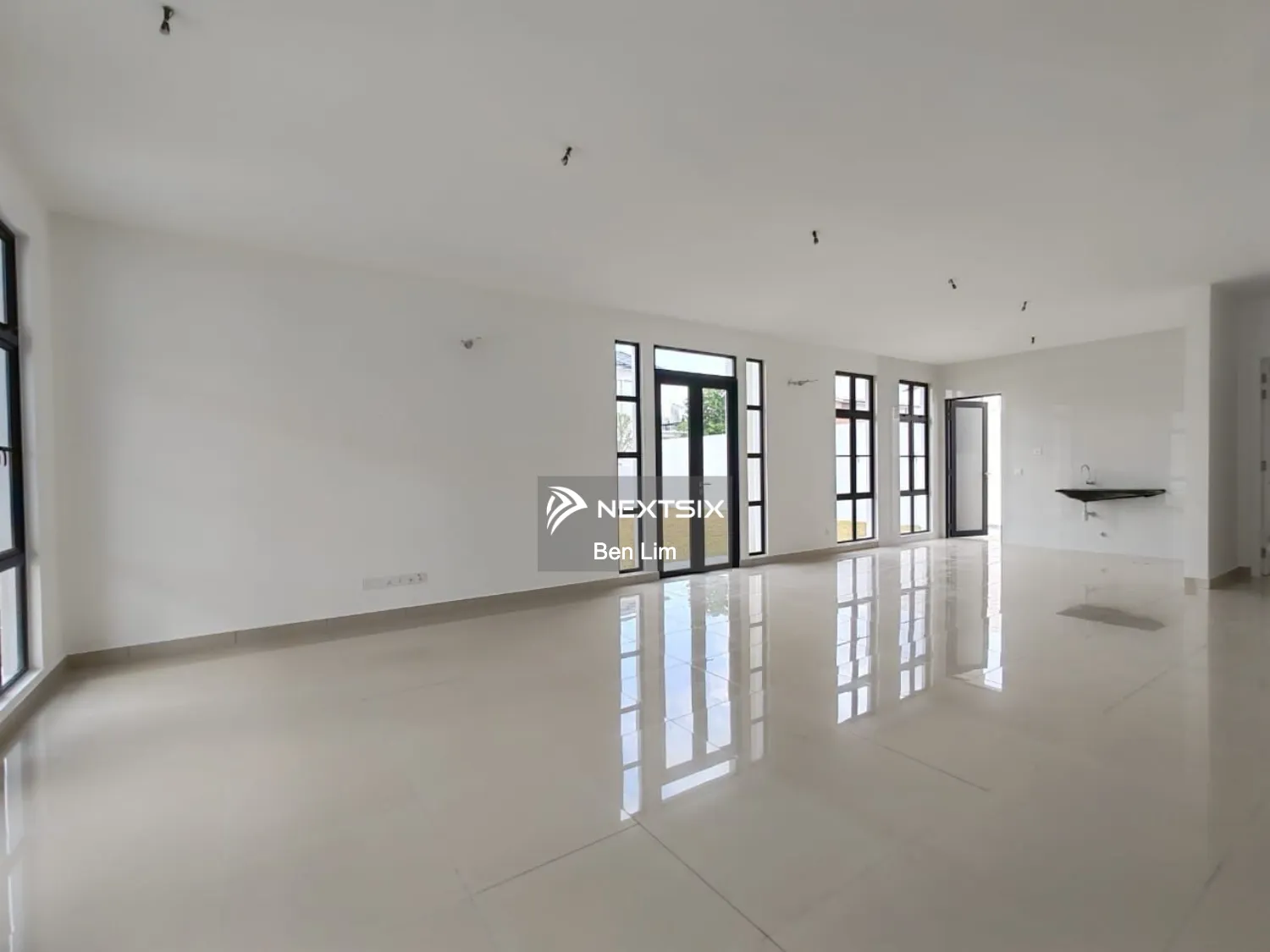 Cluster House For Rent in Setia Tropika Johor - Image 3