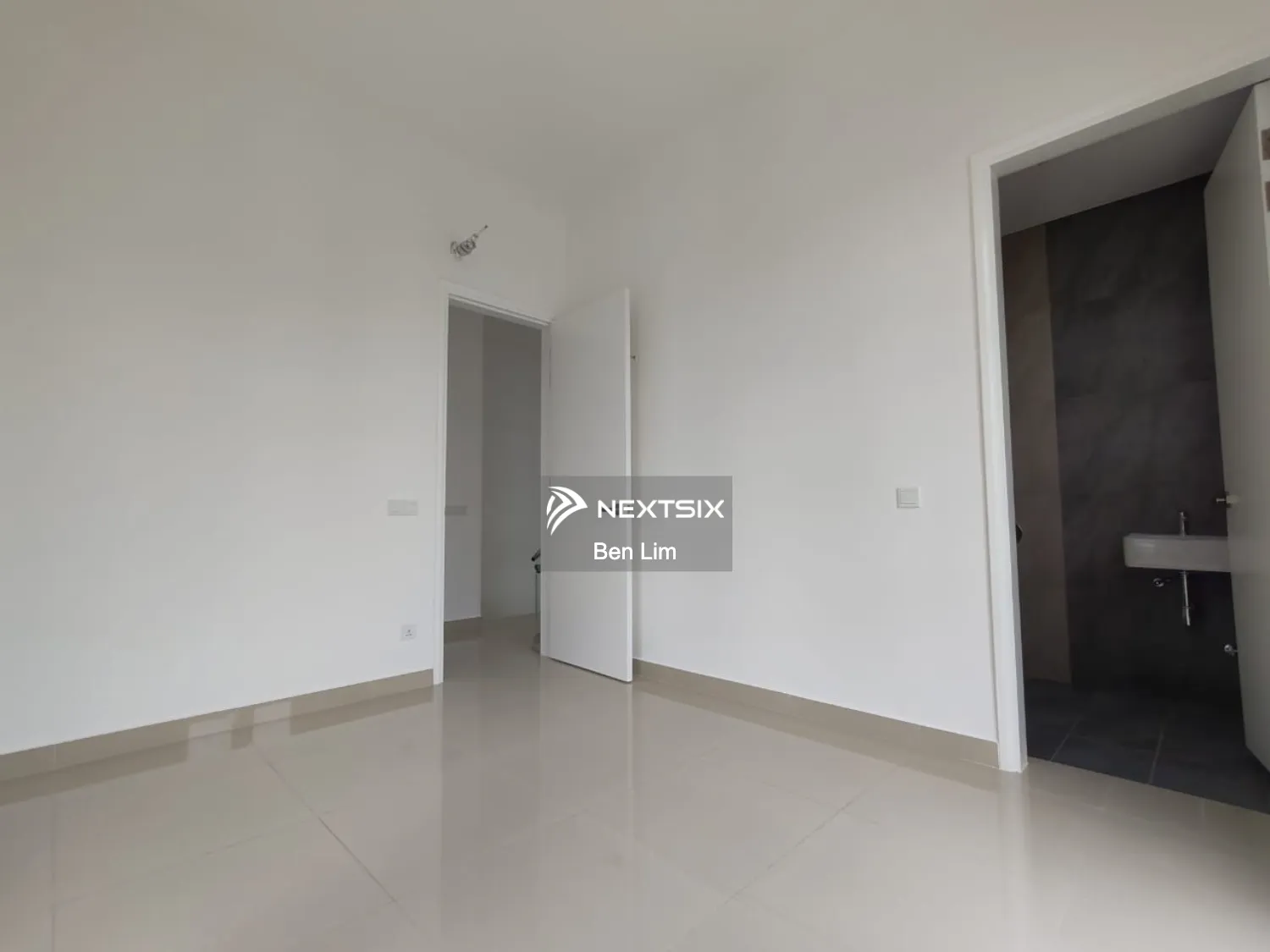 Cluster House For Rent in Setia Tropika Johor - Image 9