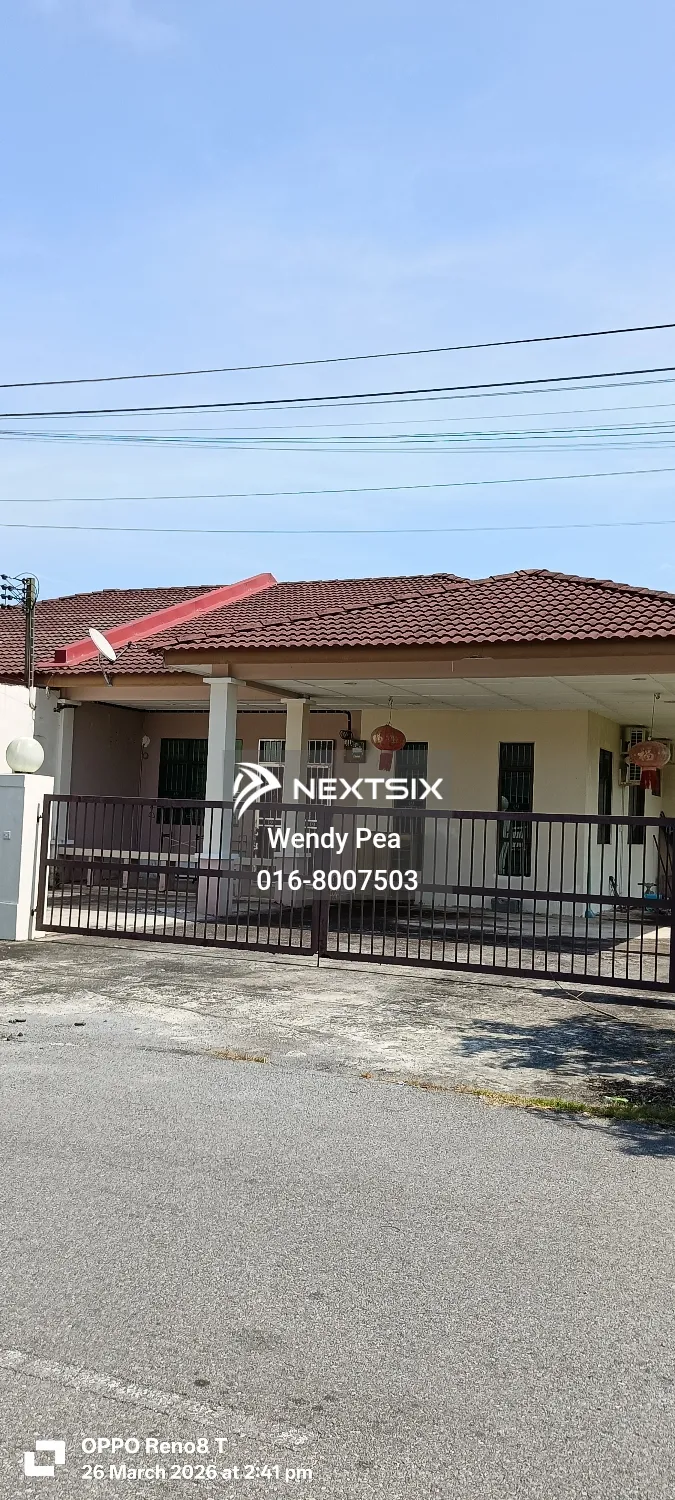 Semi-detached House For Sale in Miri Sarawak