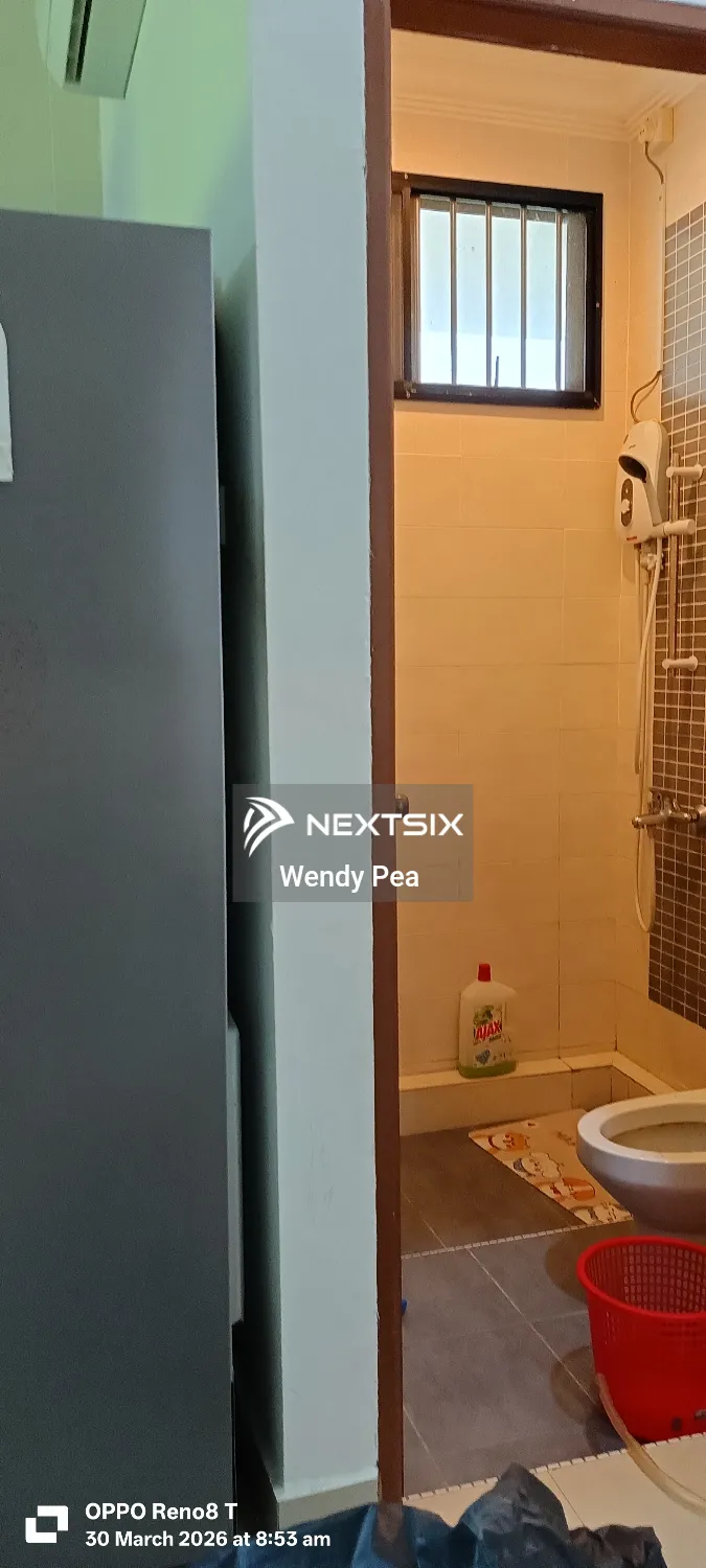 Semi-detached House For Sale in Miri Sarawak - Image 7