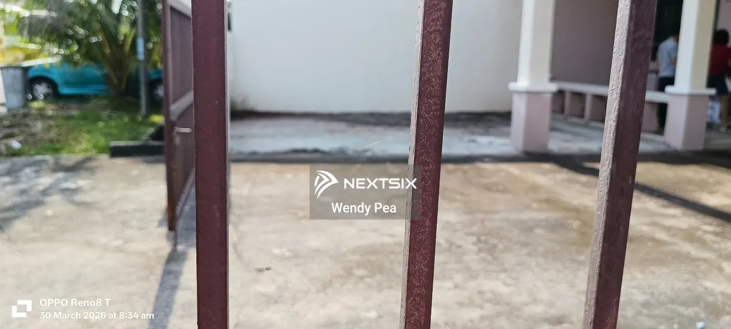 Semi-detached House For Sale in Miri Sarawak - Image 9