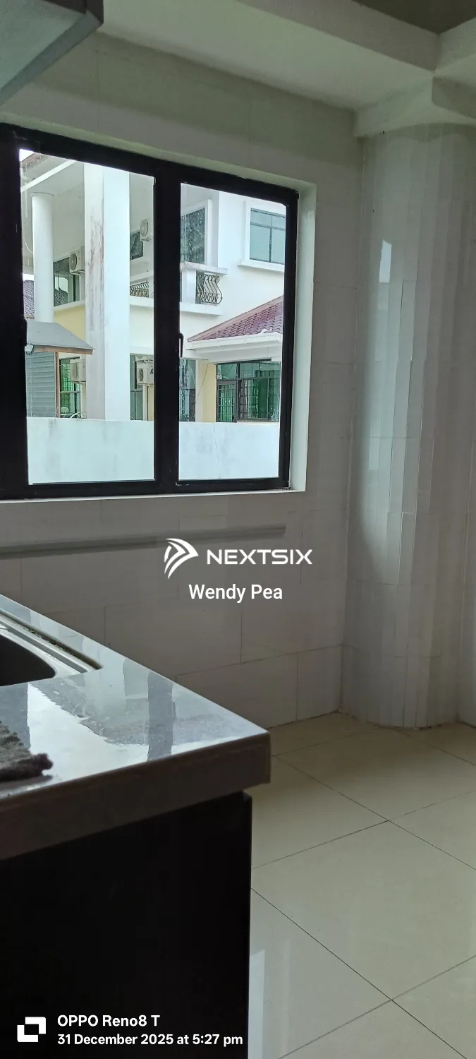 Semi-detached House For Rent in Miri Sarawak - Image 11