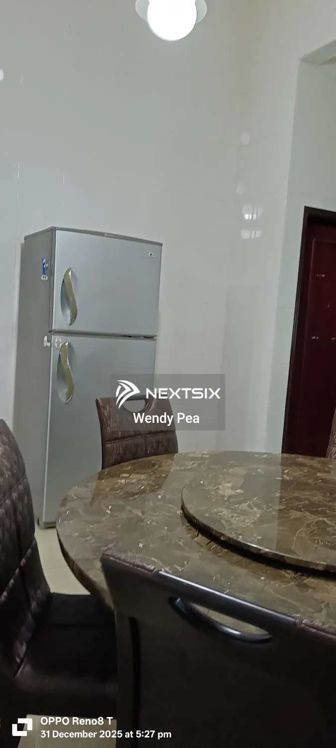 Semi-detached House For Rent in Miri Sarawak - Image 8