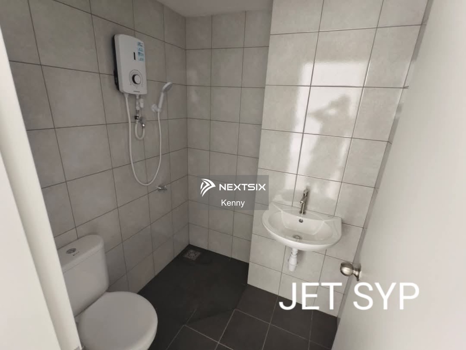 Serviced Residence For Rent in Setia Alam Selangor - Image 7