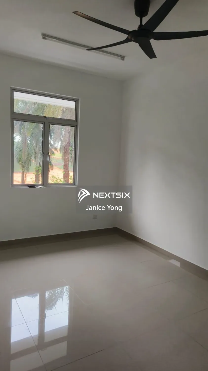 2-sty Terrace/Link House For Rent in Ulu Tiram Johor - Image 8