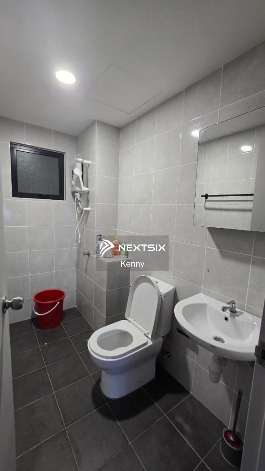 Serviced Residence For Rent in Setia Alam Selangor - Image 6