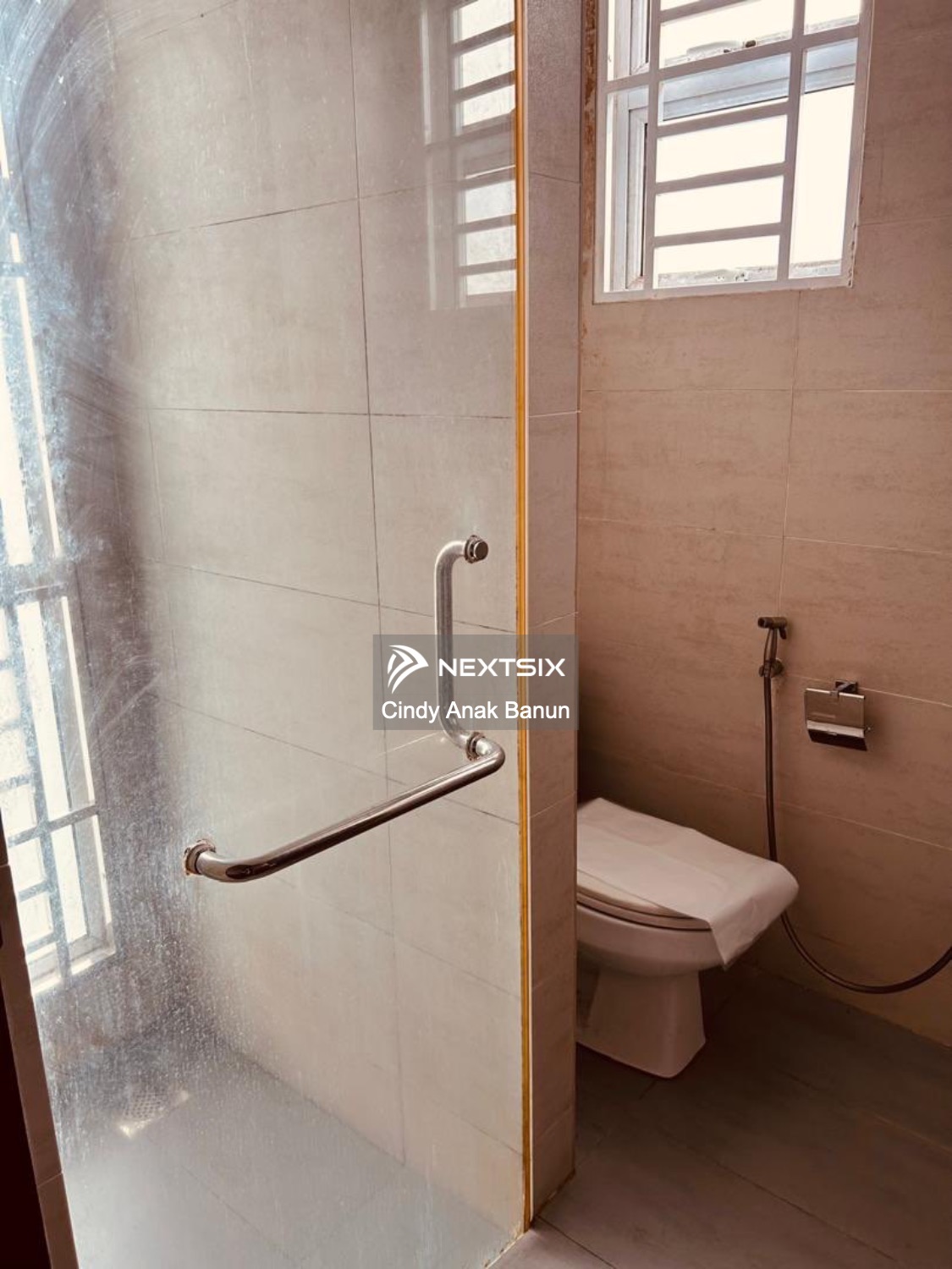 Semi-detached House For Sale in Kuching Sarawak - Image 17