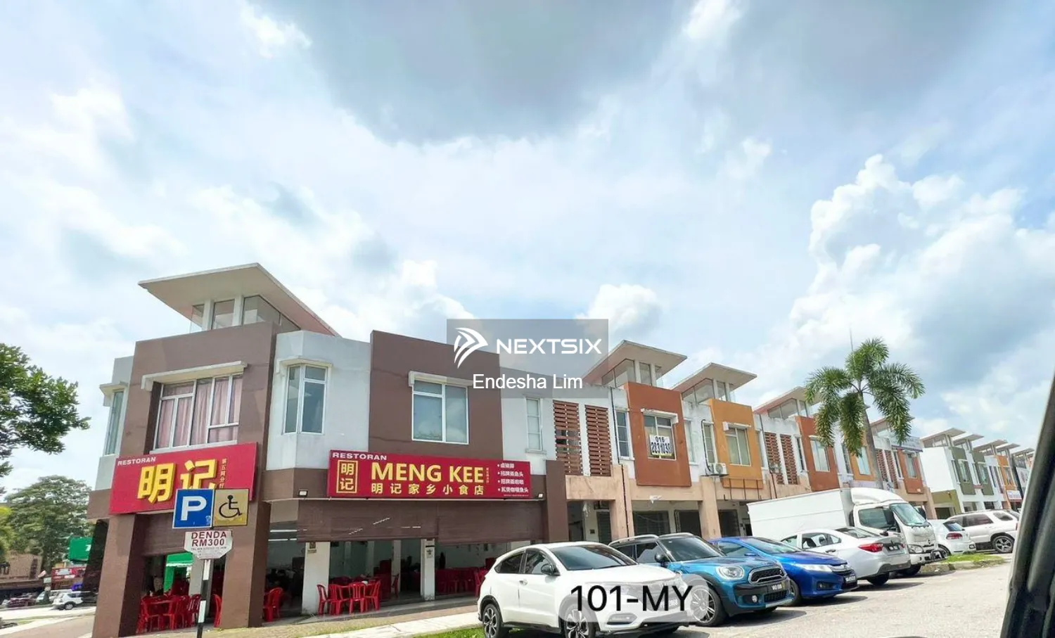 Shop For Sale in Bandar Botanic Selangor