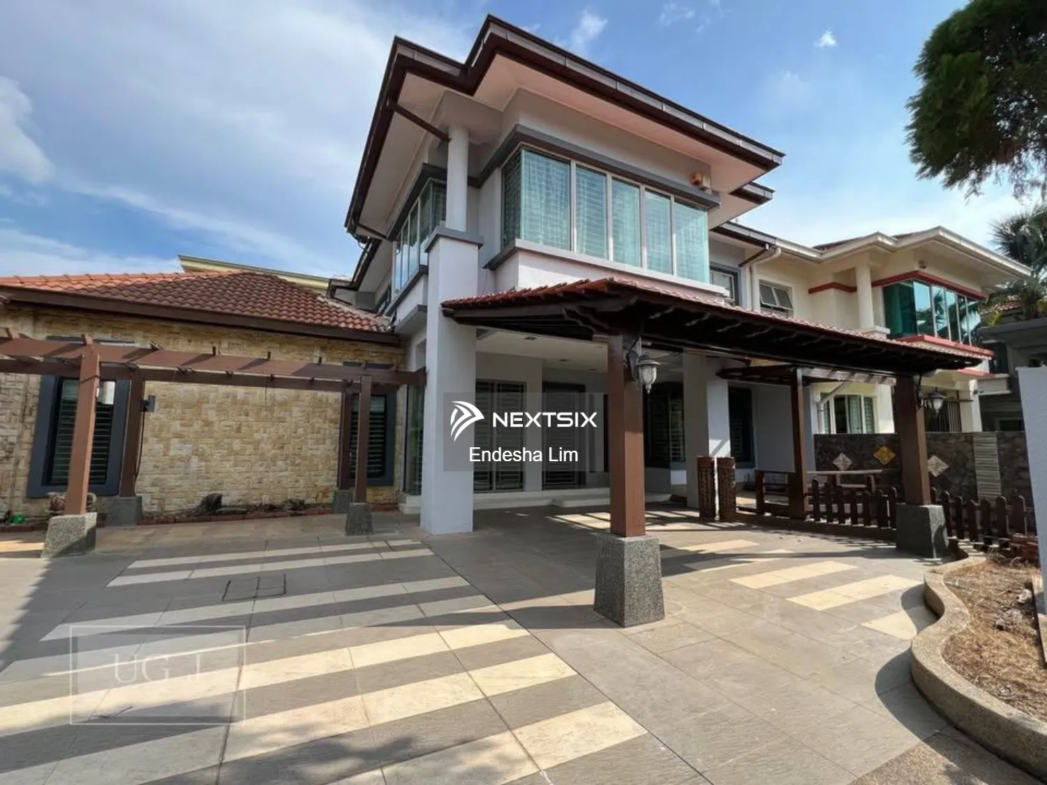 Semi-detached House For Sale in Ambang Botanic Selangor