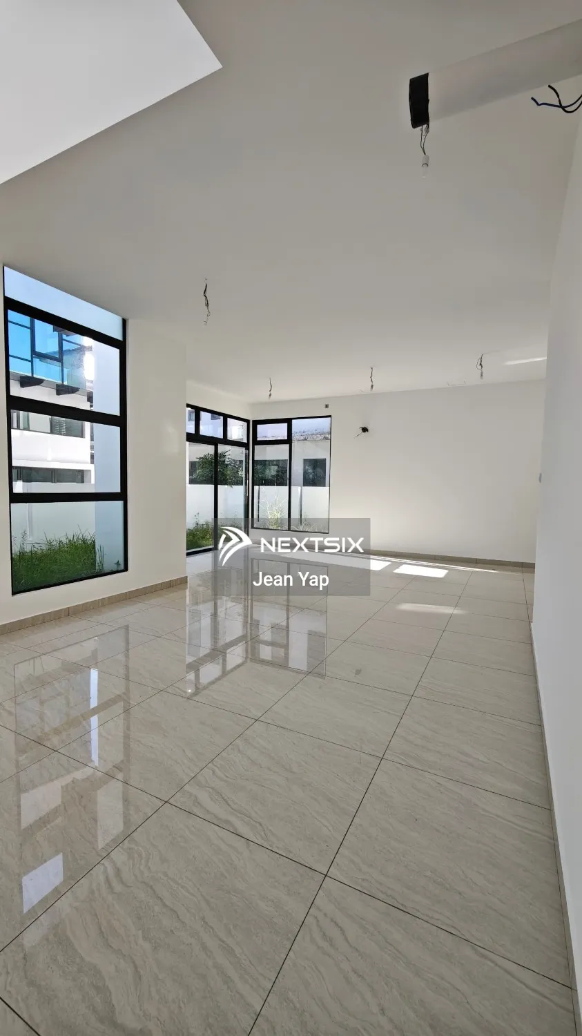 Bungalow For Sale in Gelang Patah Johor - Image 14