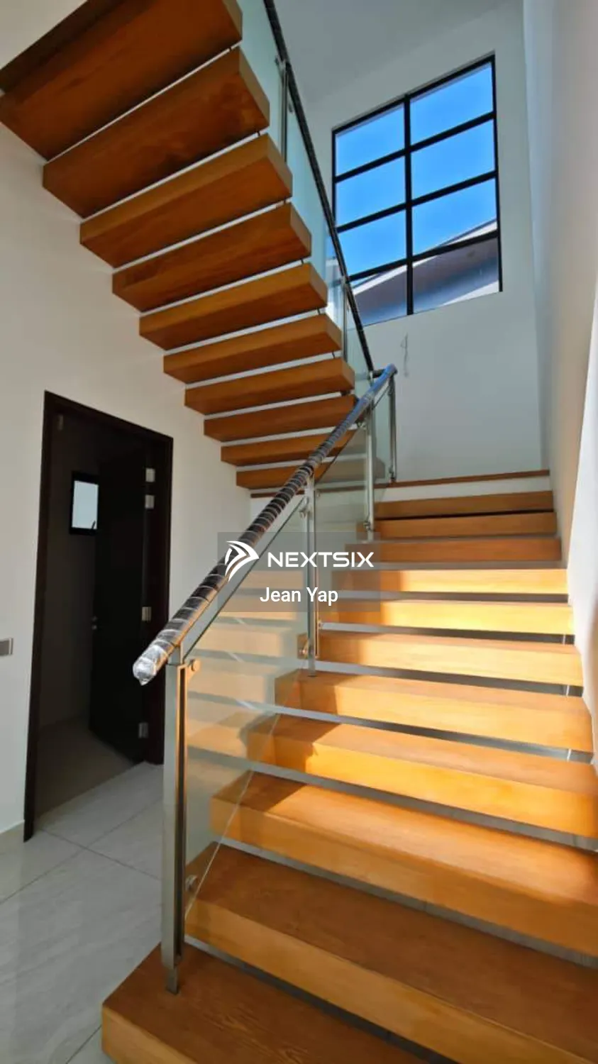 Bungalow For Sale in Gelang Patah Johor - Image 8