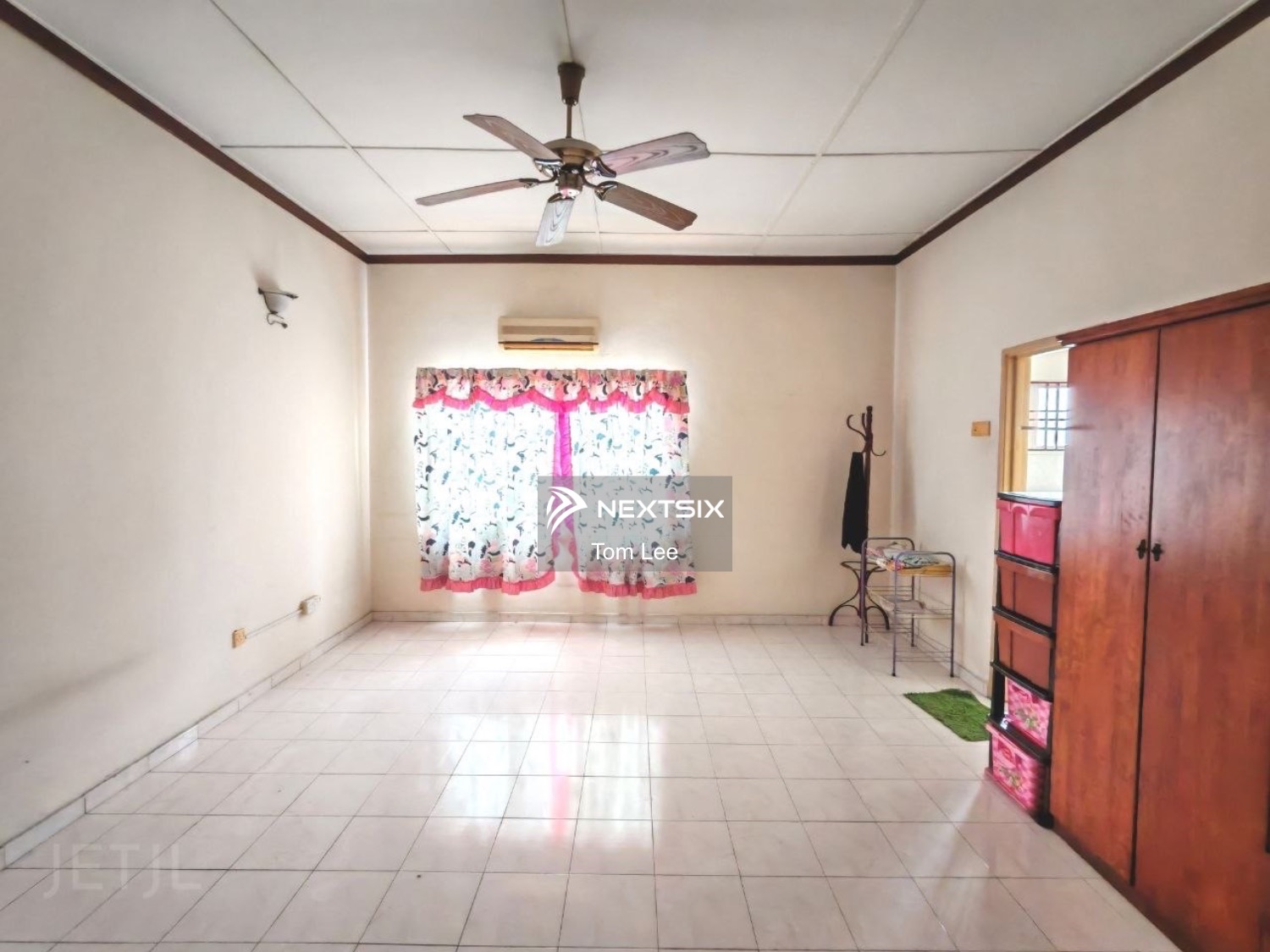 Semi-detached House For Sale in Klang Selangor - Image 6