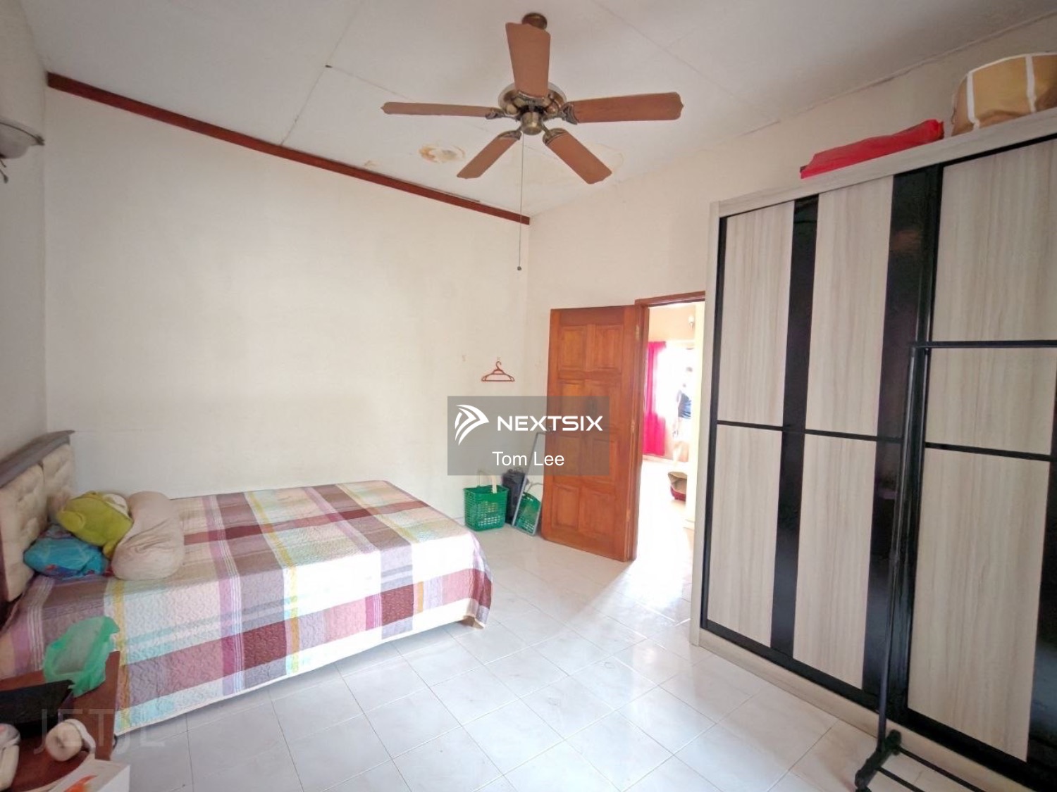 Semi-detached House For Sale in Klang Selangor - Image 8