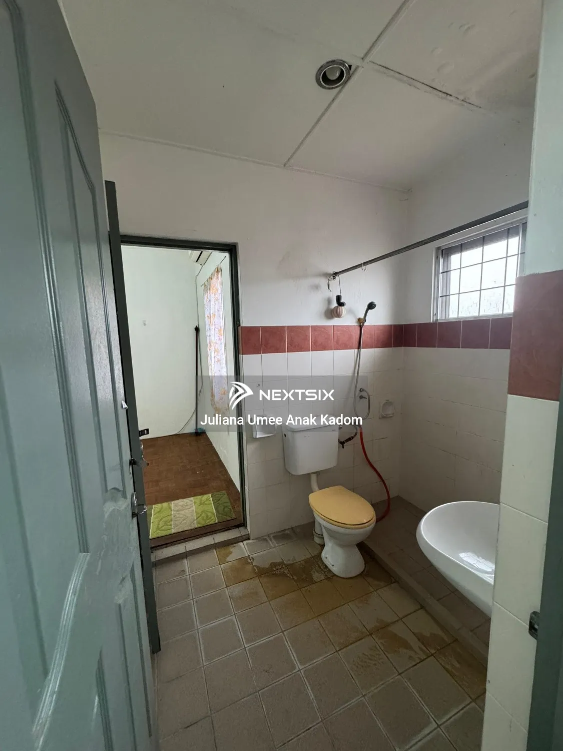 2-sty Terrace/Link House For Sale in Kota Samarahan Sarawak - Image 6