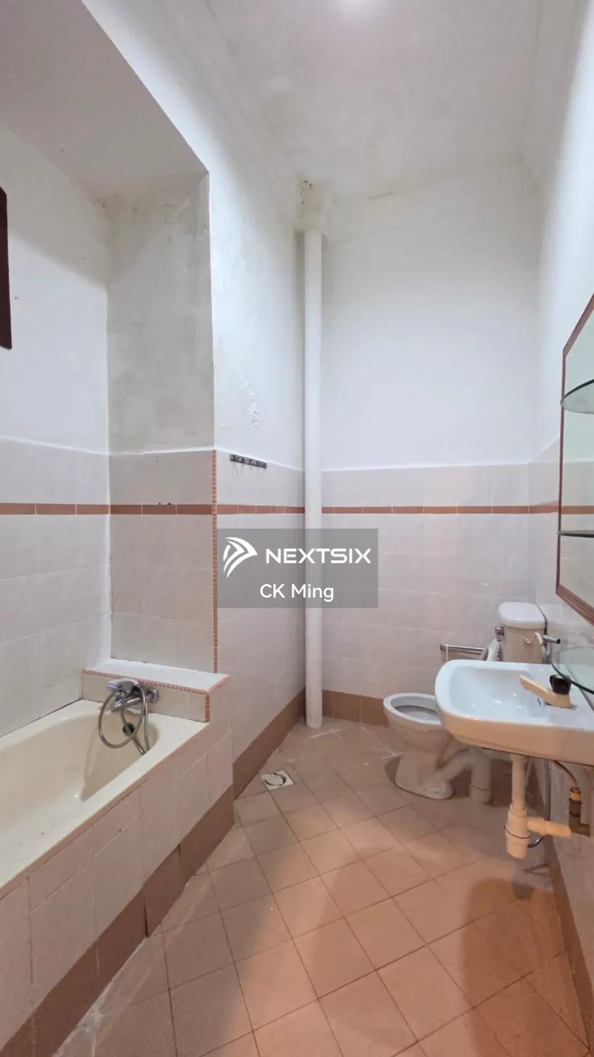 2-sty Terrace/Link House For Sale in Skudai Johor - Image 7