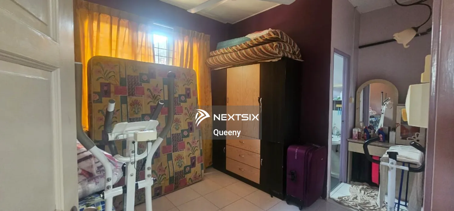 1-sty Terrace/Link House For Sale in Kuching Sarawak - Image 12