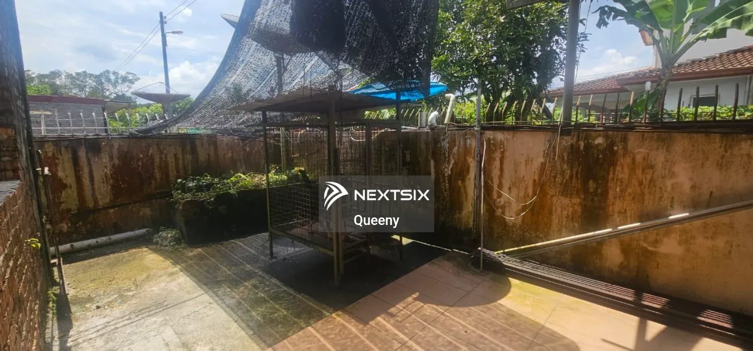 1-sty Terrace/Link House For Sale in Kuching Sarawak - Image 6