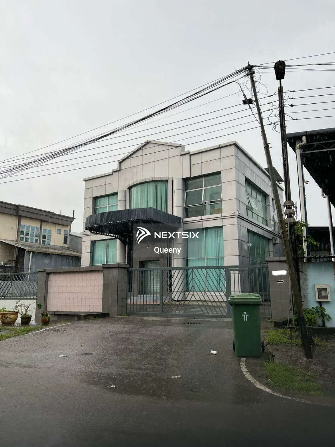 Commercial Bungalow For Rent in Kuching Sarawak