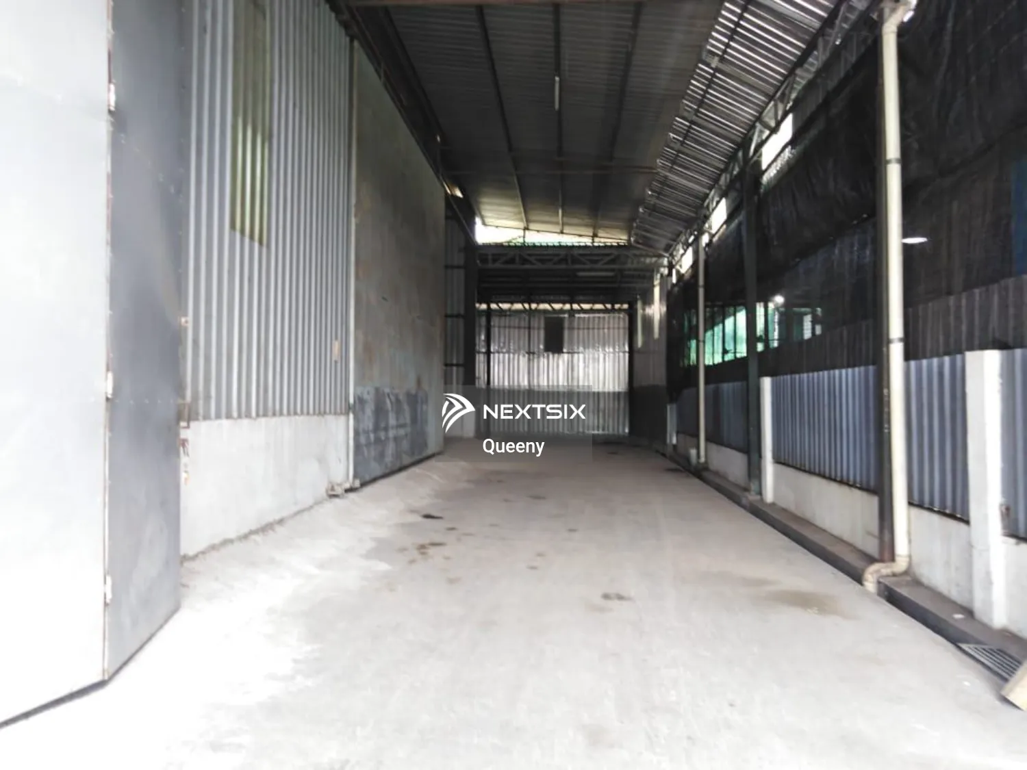 Commercial Bungalow For Rent in Kuching Sarawak - Image 7