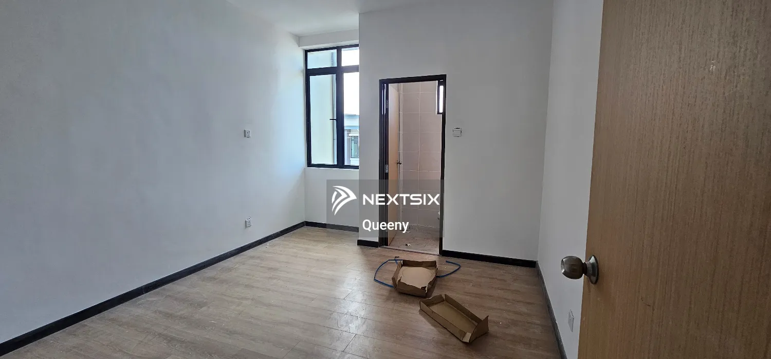 2-sty Terrace/Link House For Sale in Kuching Sarawak - Image 10