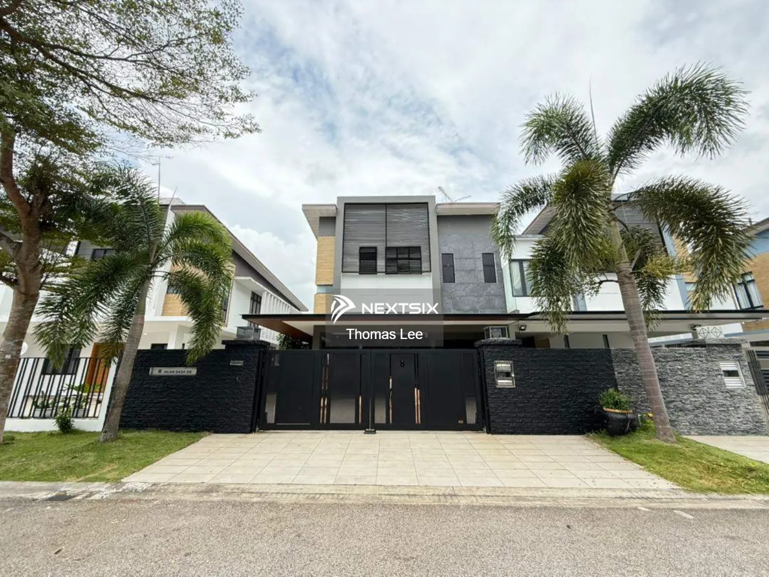 Semi-detached House For Sale in Ulu Tiram Johor - Image 5