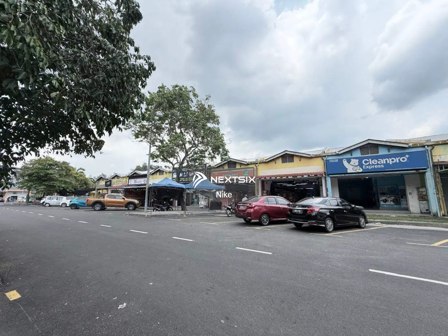 Shop For Sale in Bandar Botanic Selangor