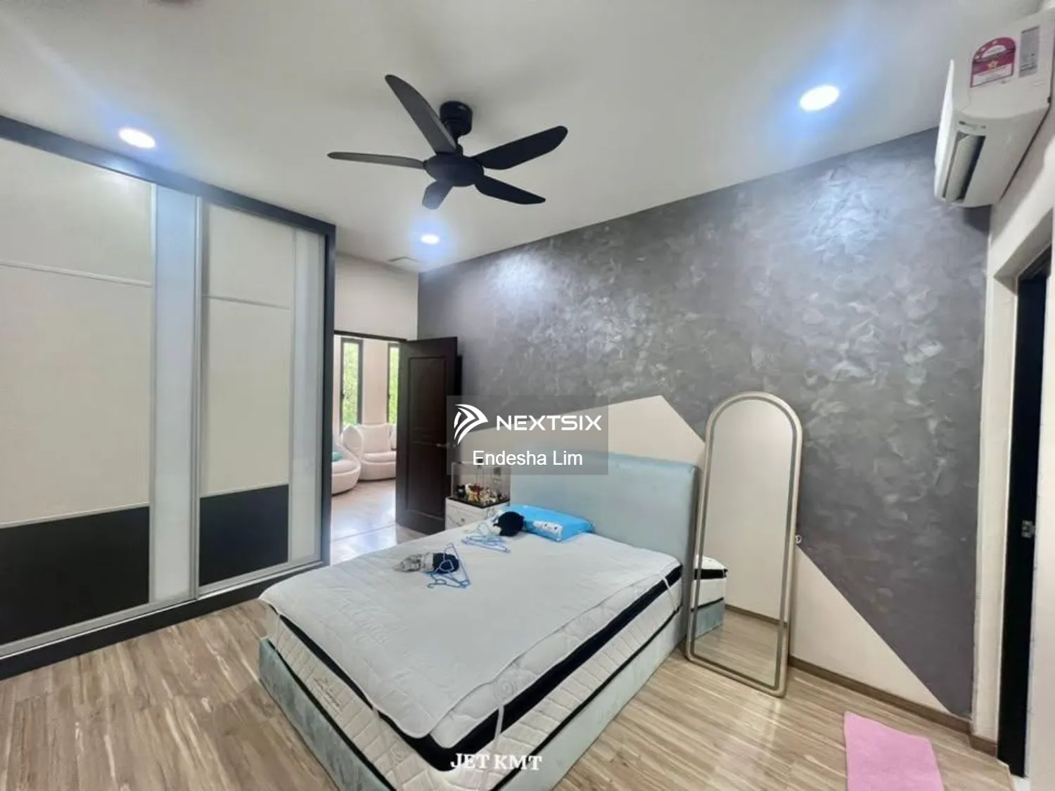 Semi-detached House For Sale in Aman Perdana Selangor - Image 10