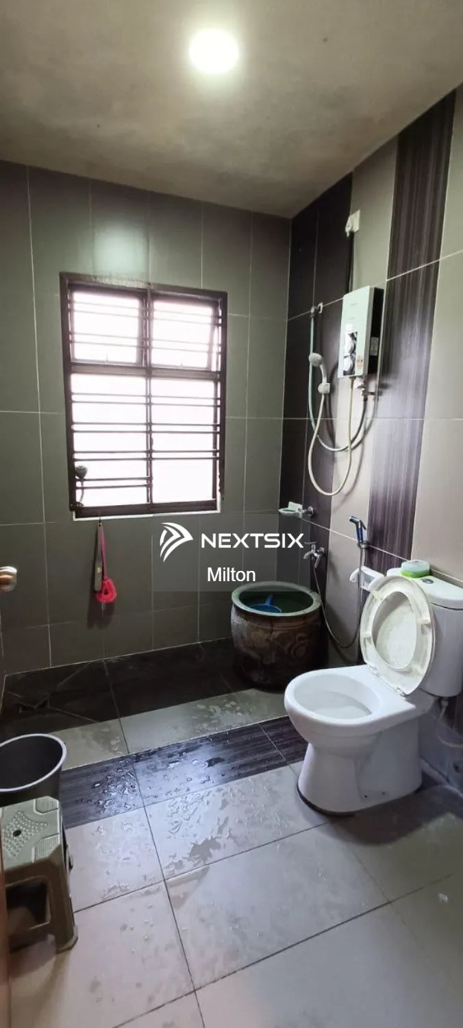 2-sty Terrace/Link House For Sale in Ulu Tiram Johor - Image 10