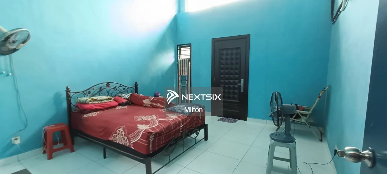 2-sty Terrace/Link House For Sale in Ulu Tiram Johor - Image 9