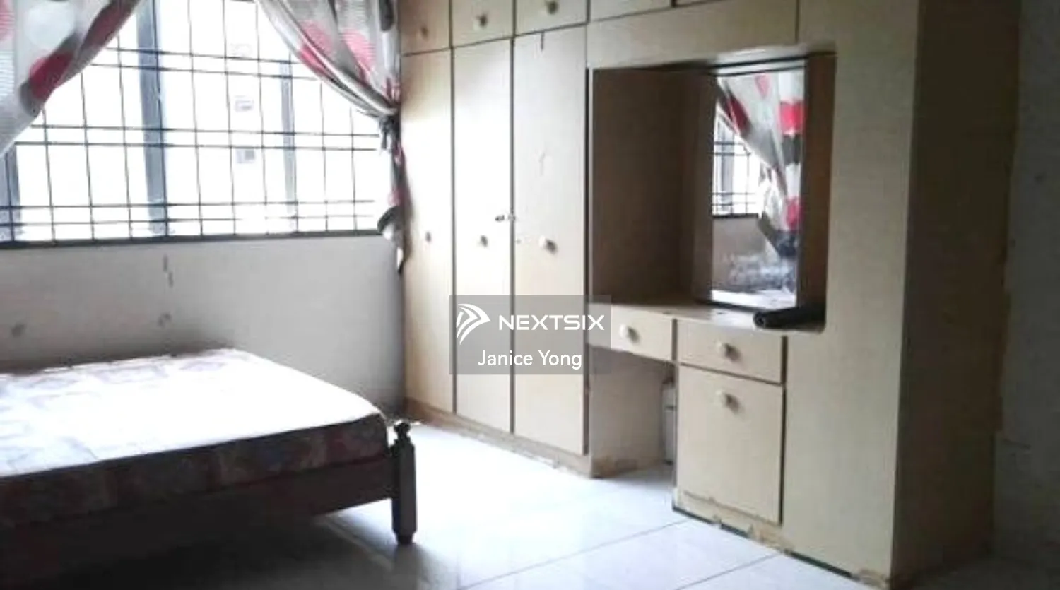 Apartment For Sale in Tampoi Johor - Image 4