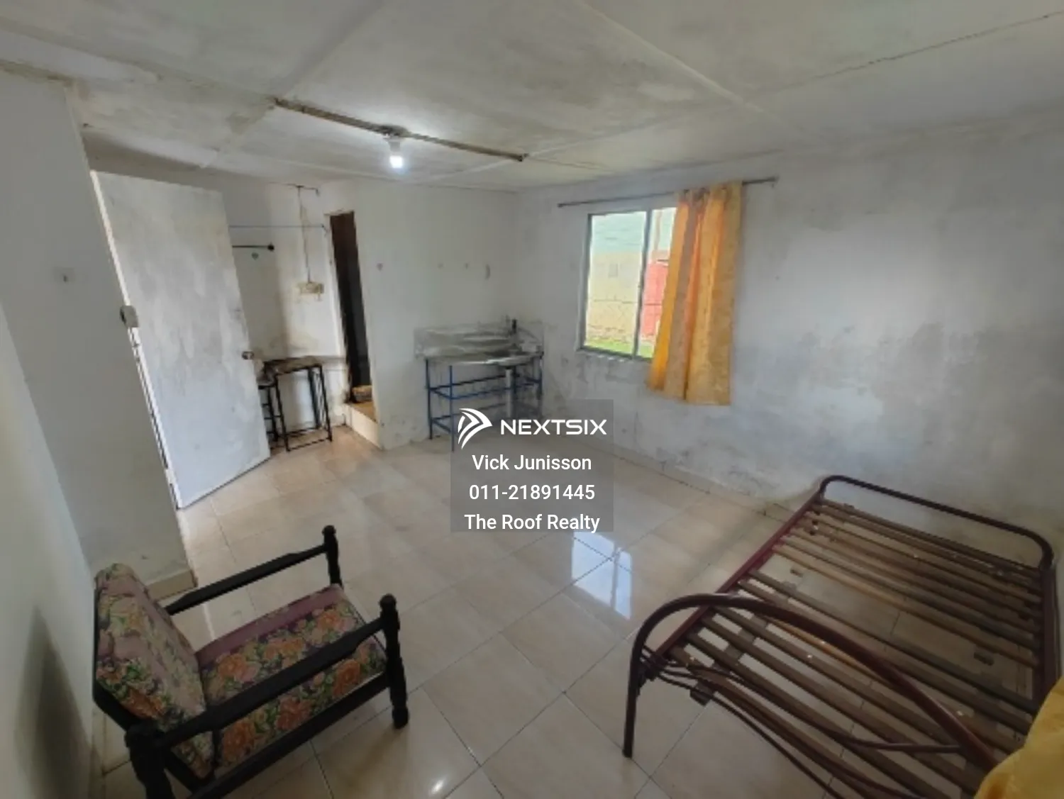 Semi-detached House For Sale in Kuching Sarawak - Image 9