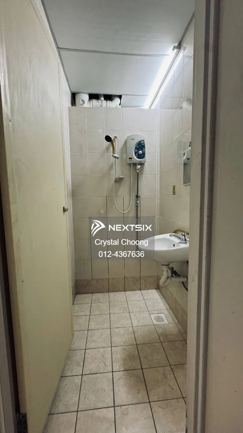 Apartment For Sale in Jelutong Penang - Image 5