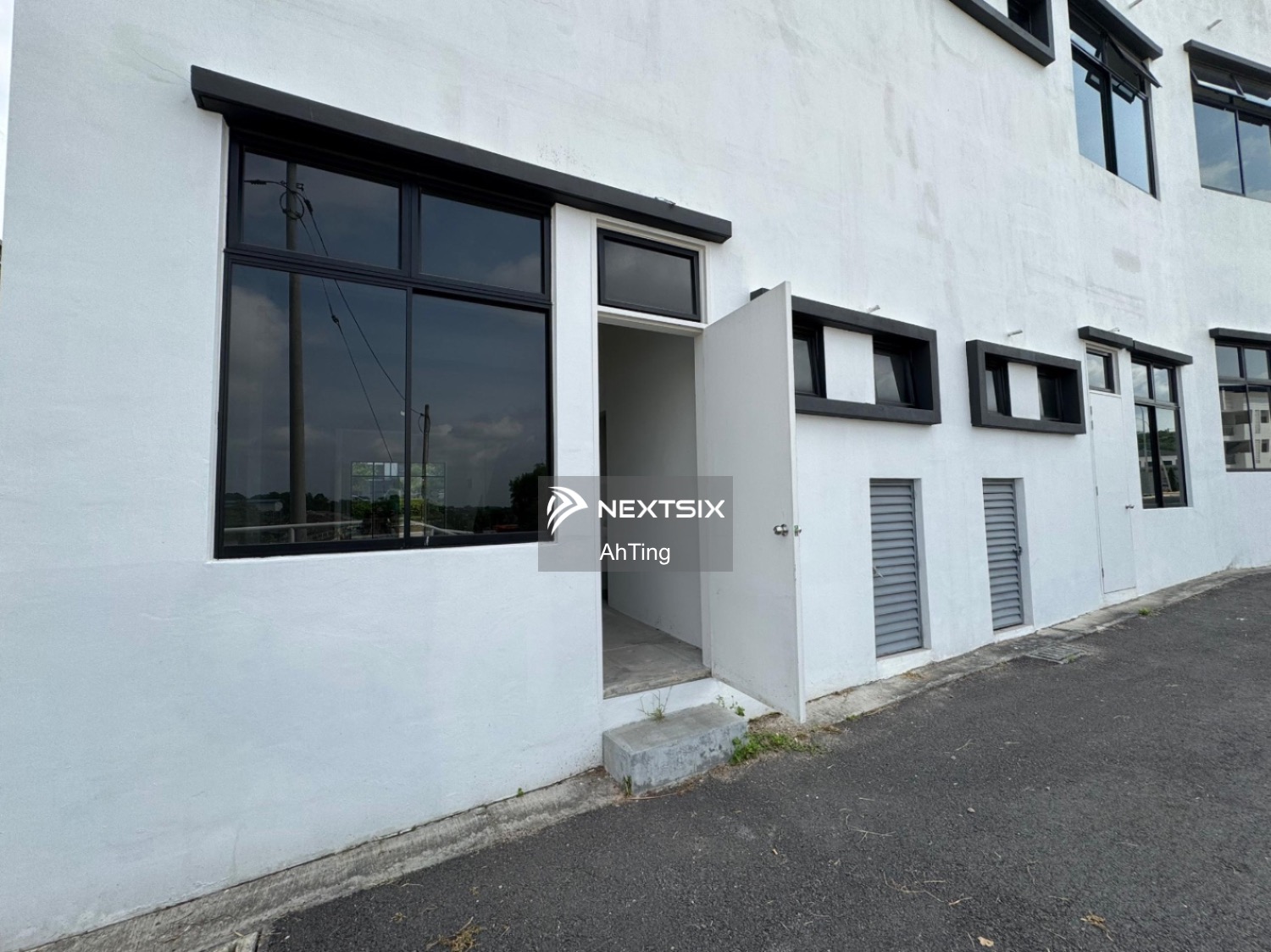 Shop For Rent in Ulu Tiram Johor - Image 9