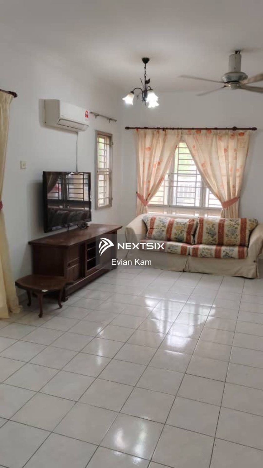 2-sty Terrace/Link House For Rent in Bandar Botanic Selangor - Image 4