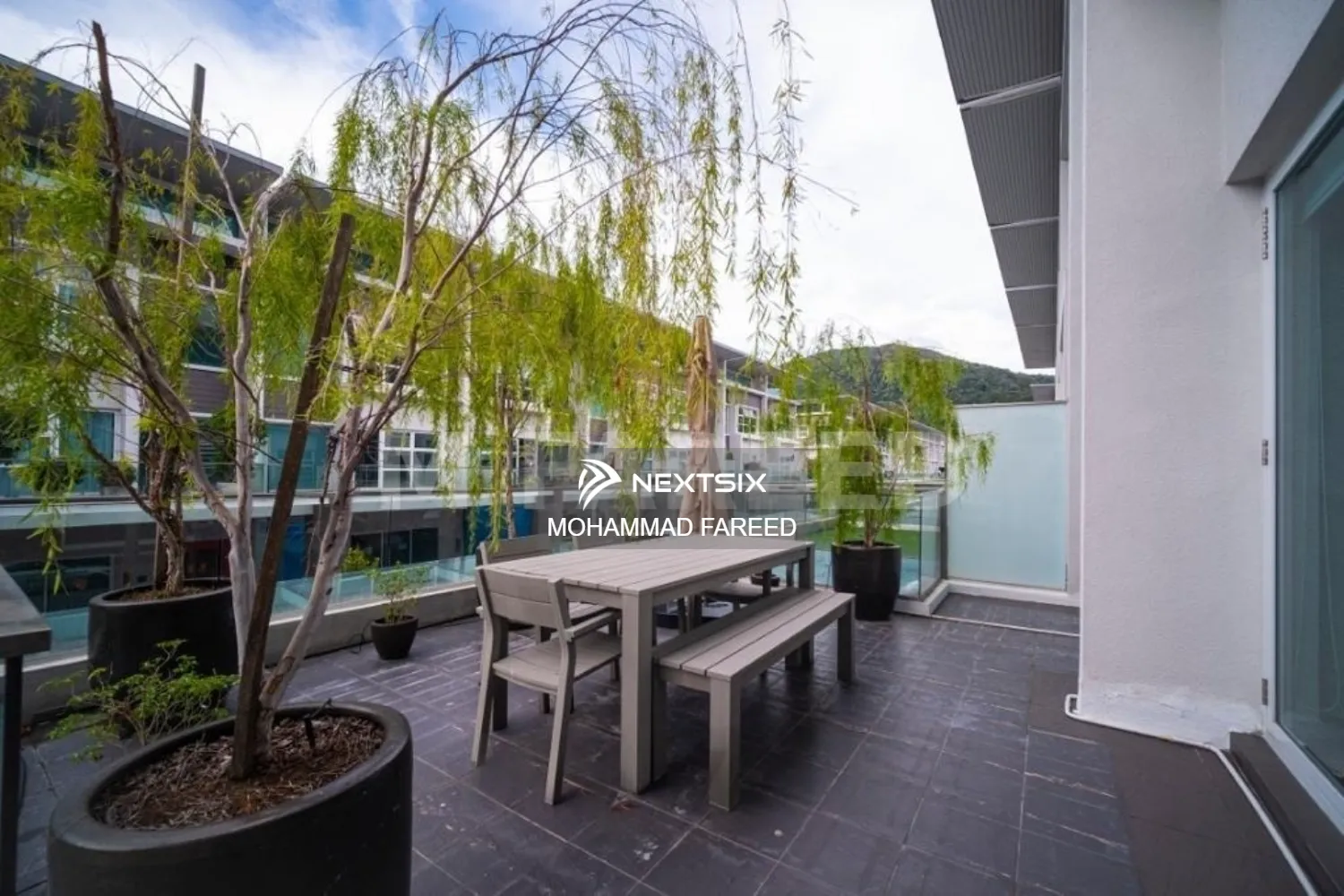 3-sty Terrace/Link House For Sale in Tanjung Bungah Penang - Image 9