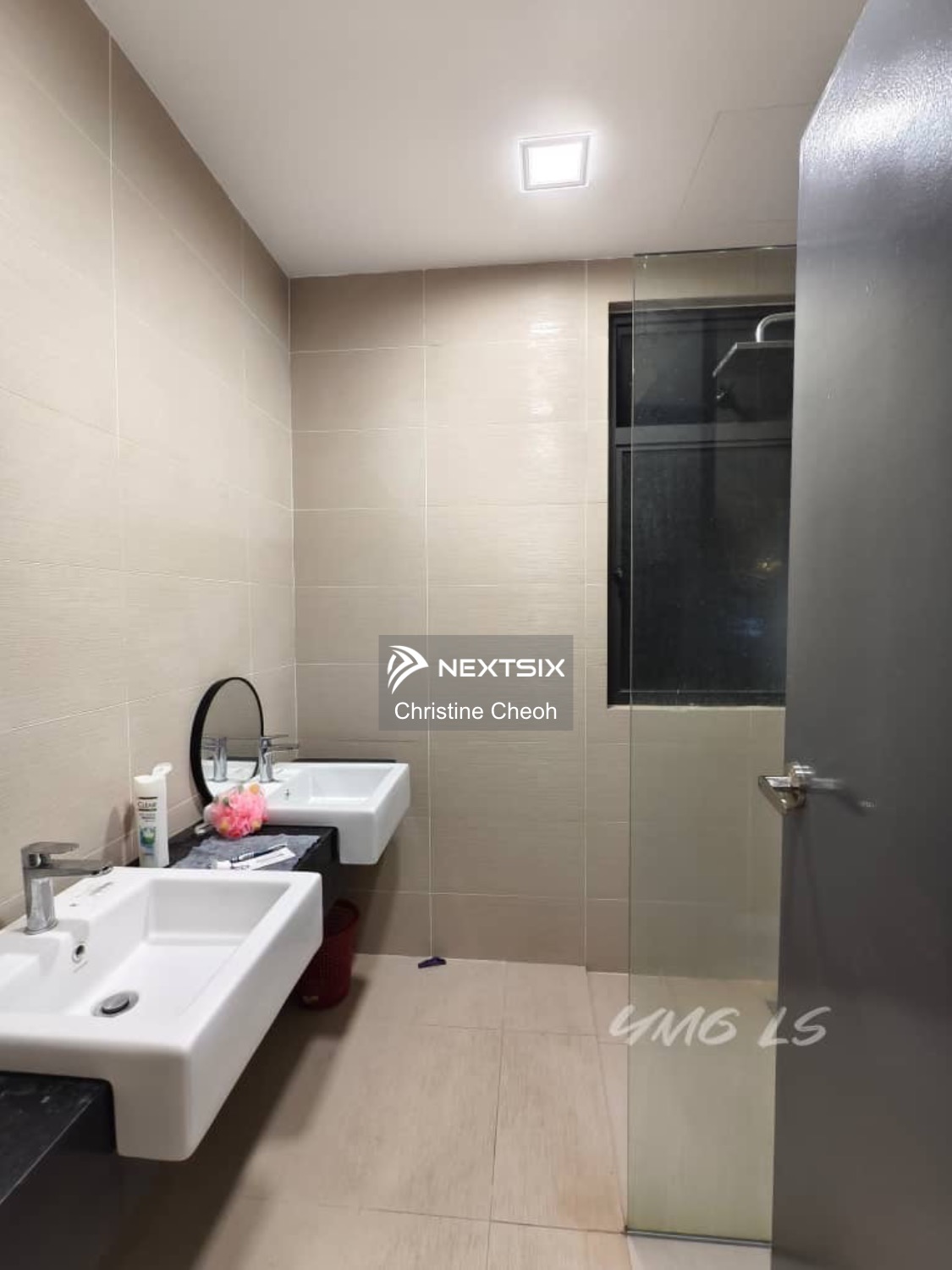 Semi-detached House For Sale in Klang Selangor - Image 10