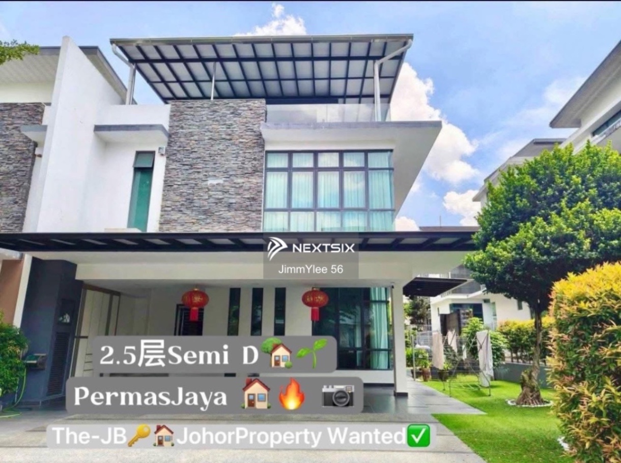 Semi-detached House For Sale in Permas Jaya Johor