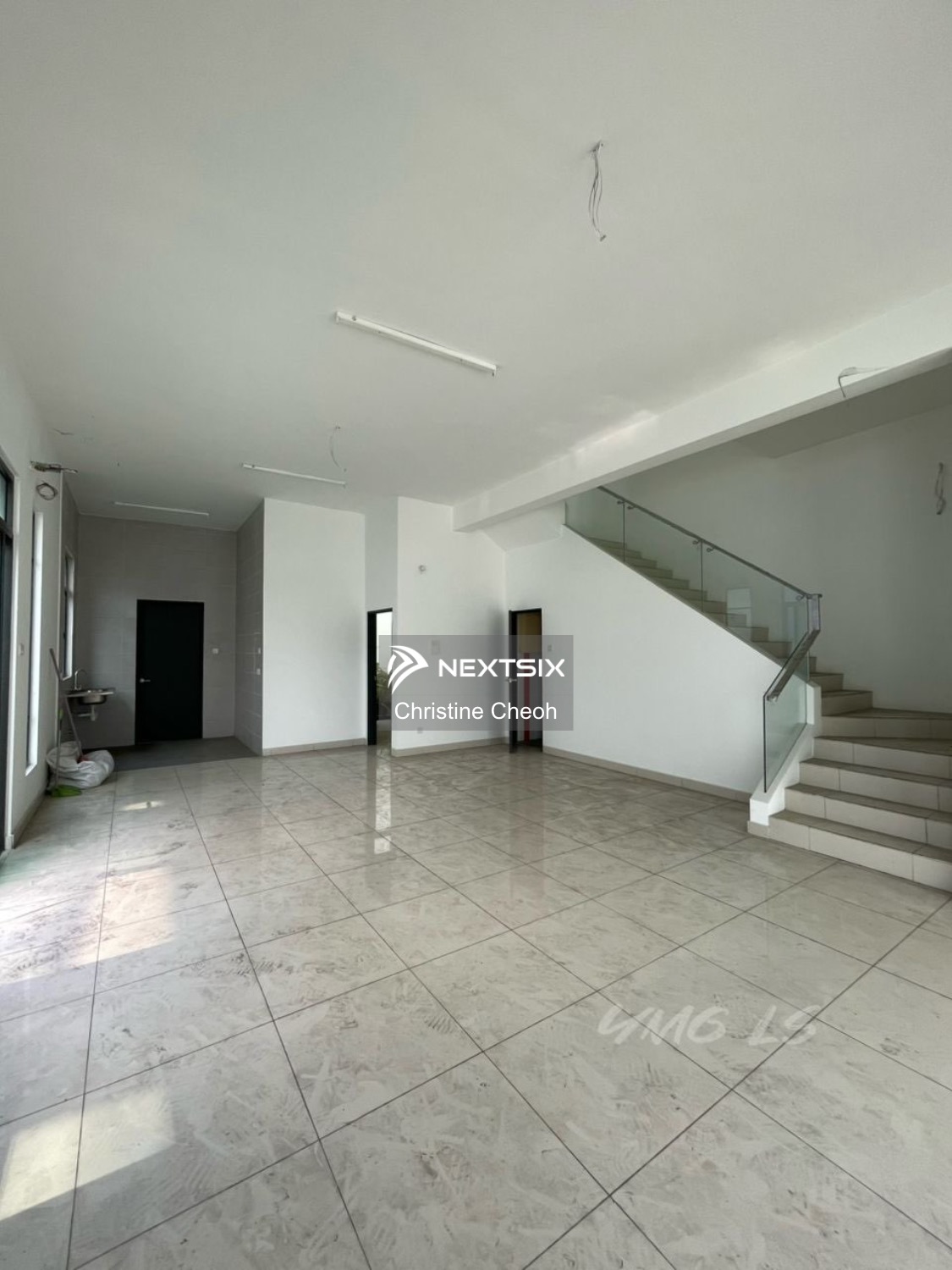 Semi-detached House For Sale in Klang Selangor
